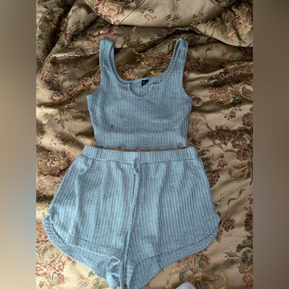 Green night wear two piece outfit